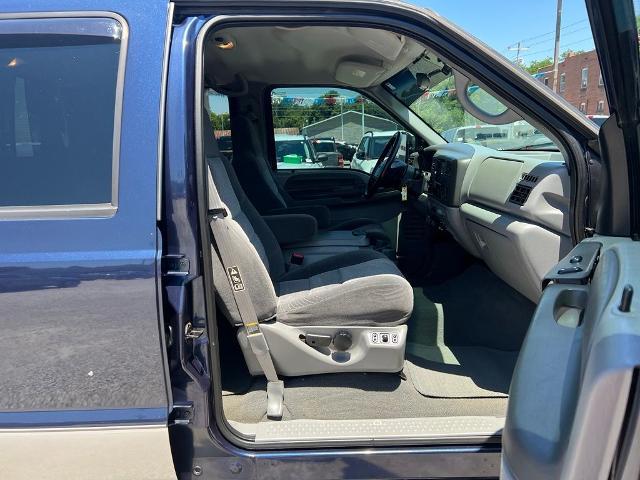 2002 Ford F-350 - $18,900