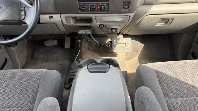 2002 Ford F-350 Super Duty XL