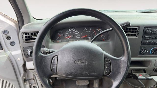 2002 Ford F-350 Super Duty XL