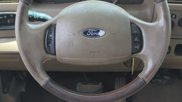 2004 Ford F-350 Super Duty XL