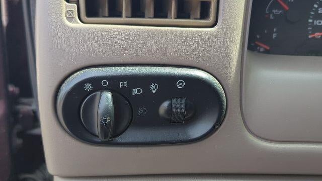 2004 Ford F-350 Super Duty XL