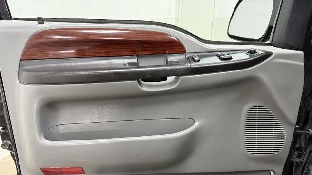 2006 Ford F-350 Super Duty XL