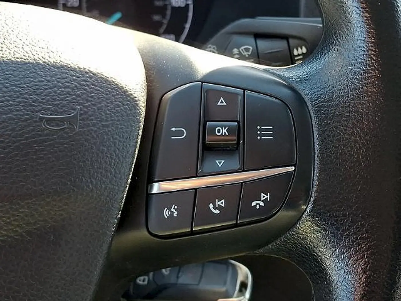 2020 Ford Transit - $23,995