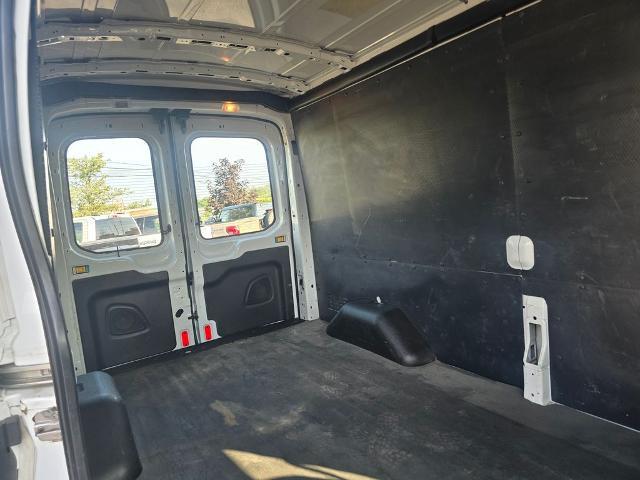 2015 Ford Transit - $18,755