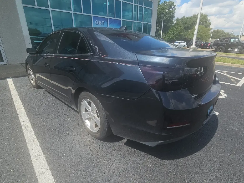 2014 Chevrolet Malibu - $7,776