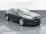 2016 Malibu Limited Thumbnail 3