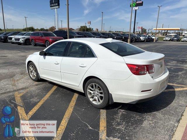 2015 Chevrolet Malibu - $8,962