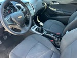 2017 Cruze Thumbnail 10
