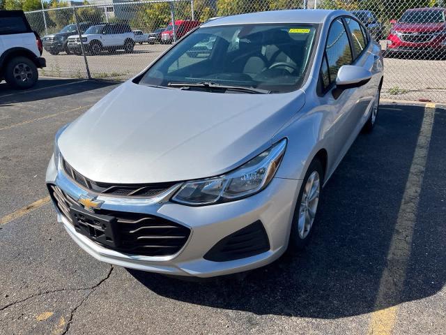 2019 Chevrolet Cruze - $9,779