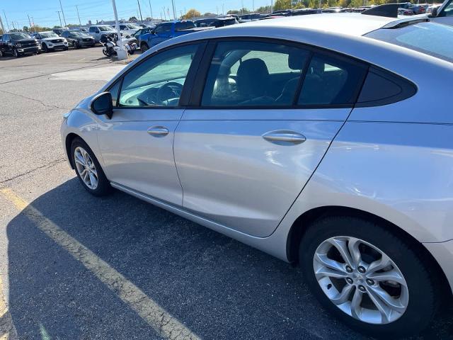 2019 Chevrolet Cruze - $9,779