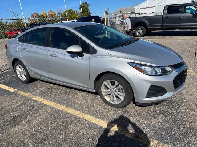 2019 Chevrolet Cruze - $9,779