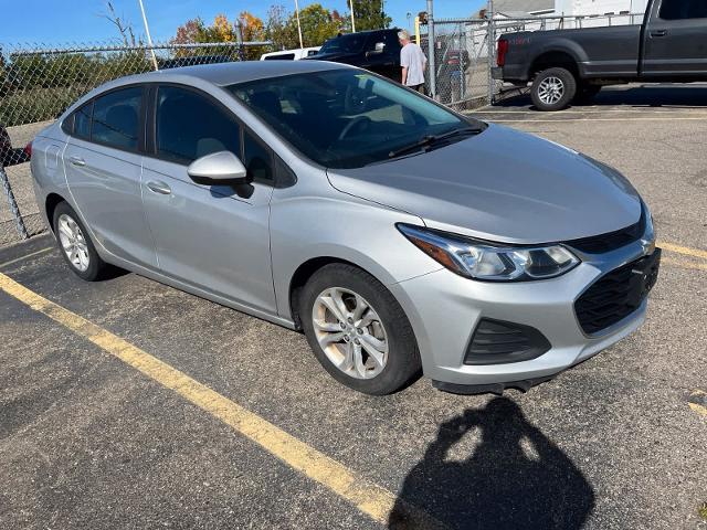2019 Chevrolet Cruze - $9,779