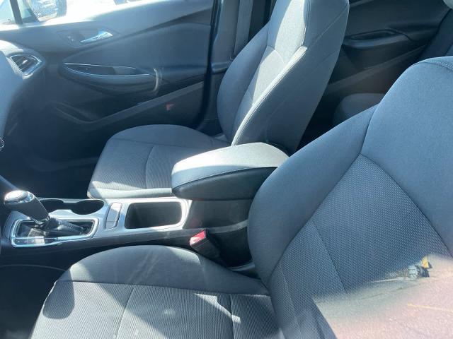 2019 Chevrolet Cruze - $9,779