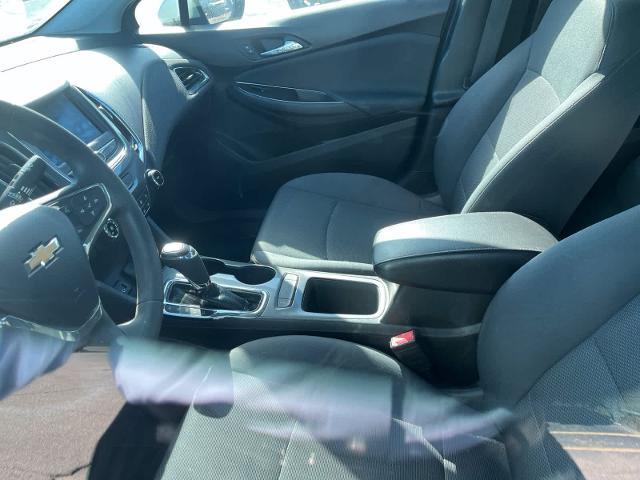 2019 Chevrolet Cruze - $9,779