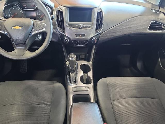 2019 Chevrolet Cruze - $9,779