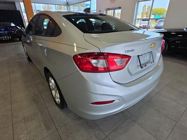 2019 Chevrolet Cruze - $9,779