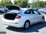 2017 Cruze Thumbnail 18