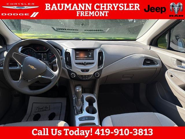 2018 Chevrolet Cruze - $11,990
