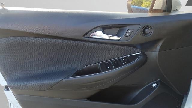 2018 Chevrolet Cruze LS Auto