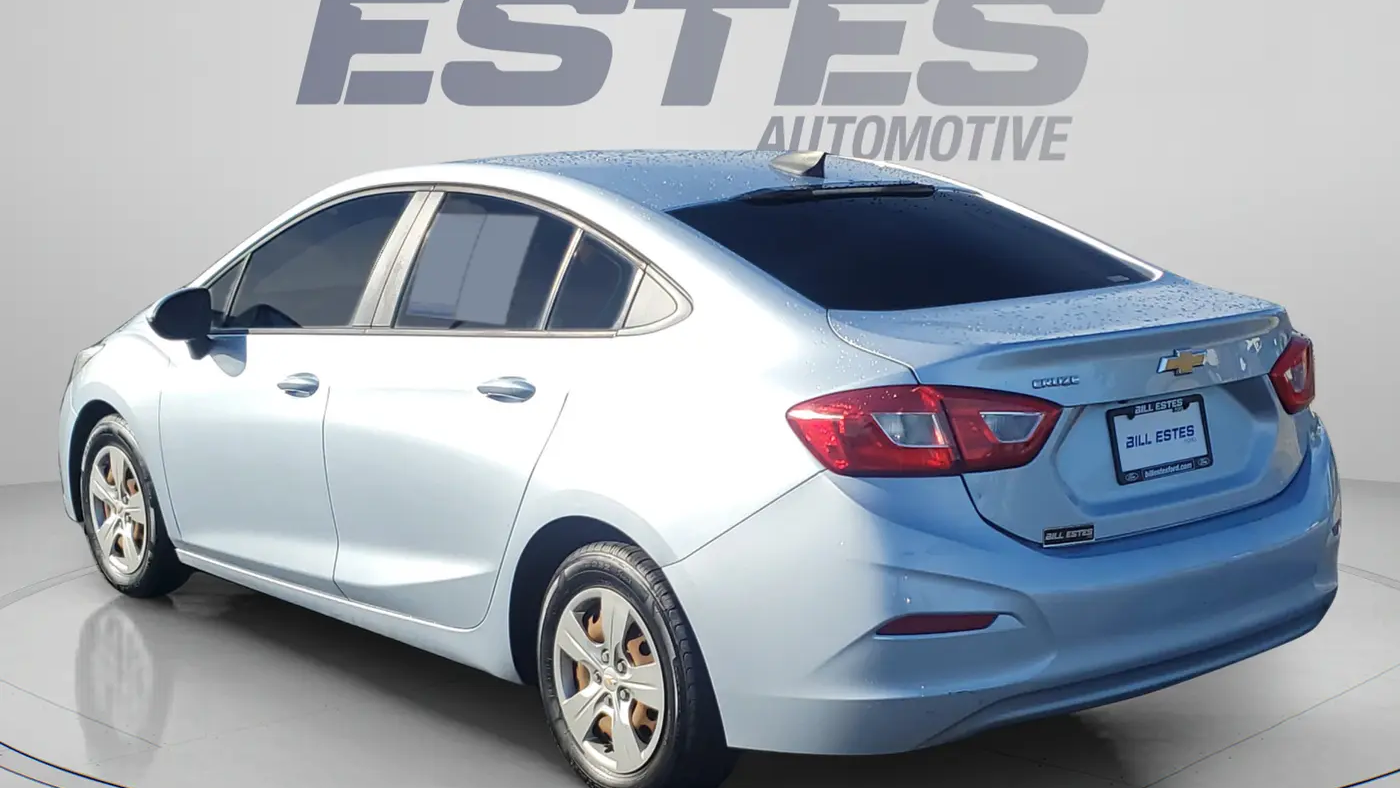 2018 Chevrolet Cruze LS Auto