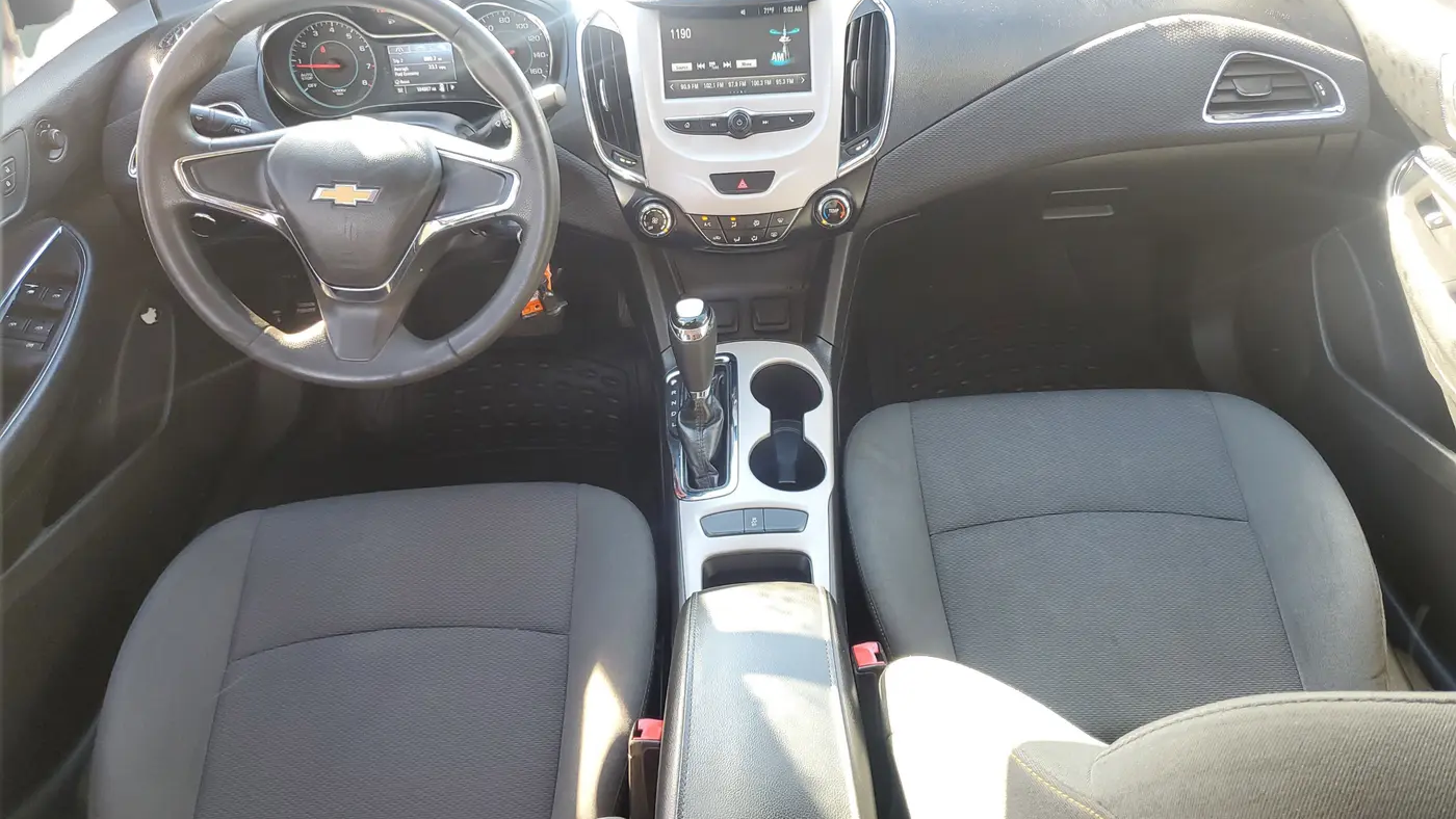 2018 Chevrolet Cruze LS Auto