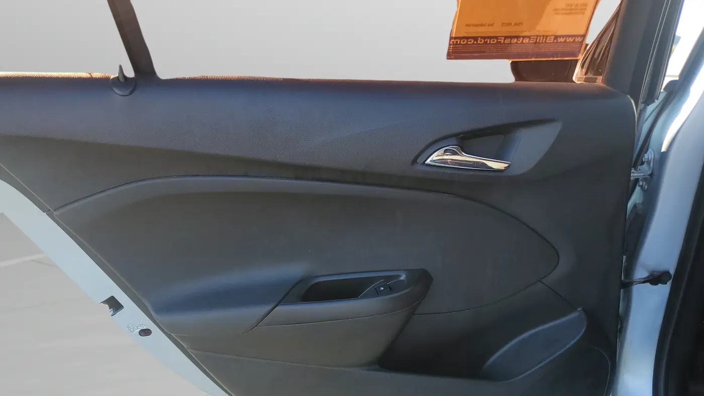 2018 Chevrolet Cruze LS Auto