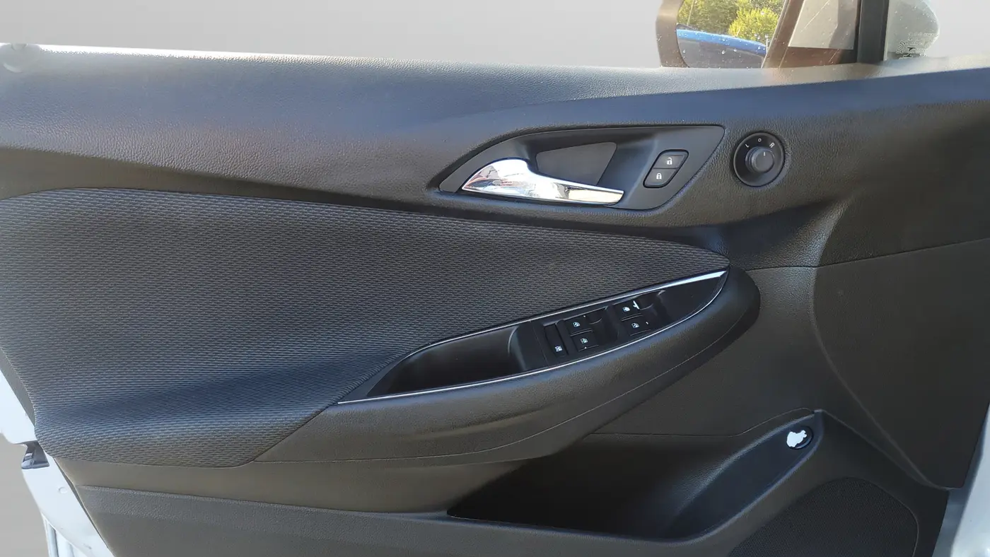 2018 Chevrolet Cruze LS Auto