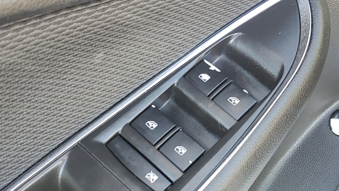 2018 Chevrolet Cruze LS Auto