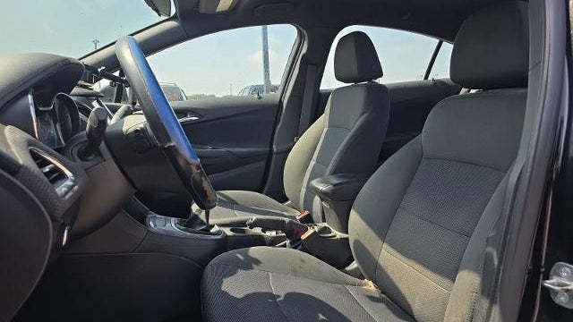 2017 Chevrolet Cruze LT Manual