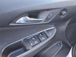 2017 Cruze Thumbnail 30