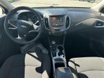 2017 Cruze Thumbnail 12