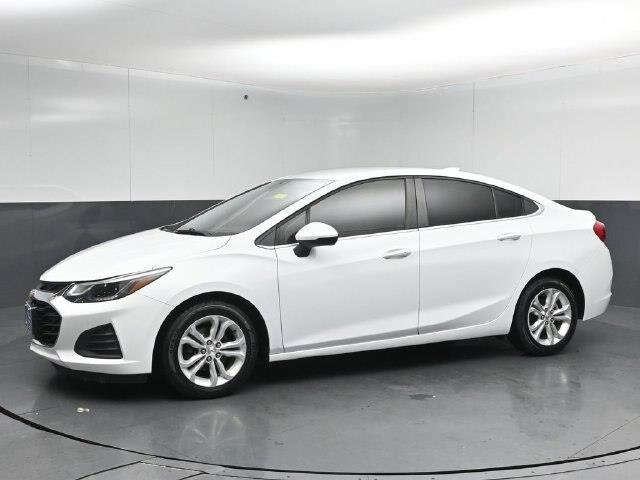 2019 Chevrolet Cruze - $11,899