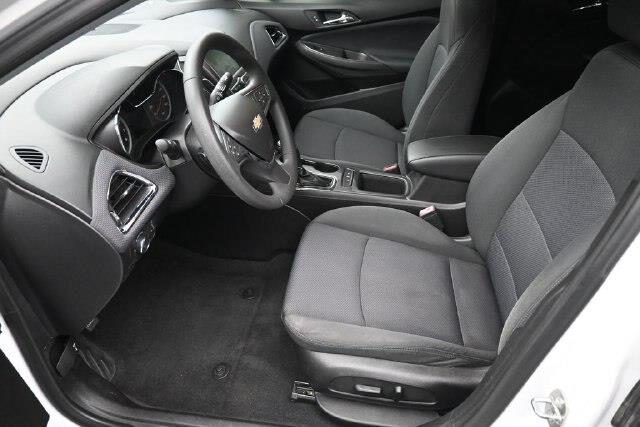 2019 Chevrolet Cruze - $11,899