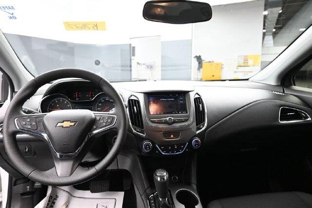 2019 Chevrolet Cruze - $11,899