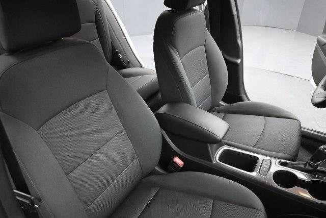 2019 Chevrolet Cruze - $11,899