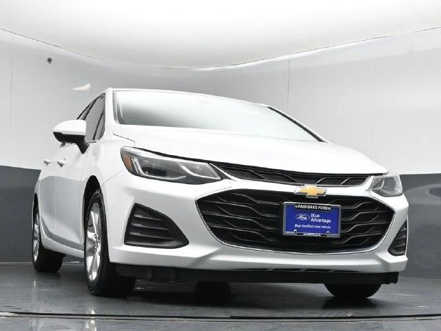 2019 Chevrolet Cruze - $11,899