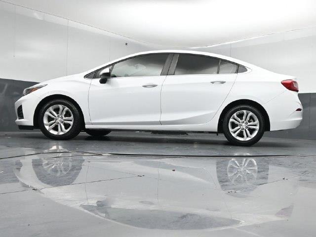 2019 Chevrolet Cruze - $11,899