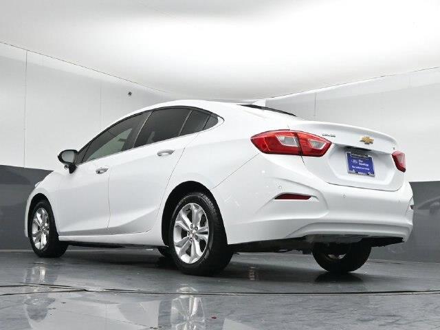 2019 Chevrolet Cruze - $11,899