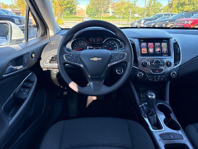 2016 Chevrolet Cruze - $7,899