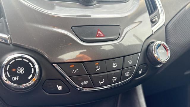 2017 Chevrolet Cruze LT Auto