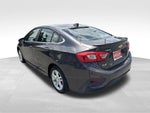 2017 Cruze Thumbnail 3
