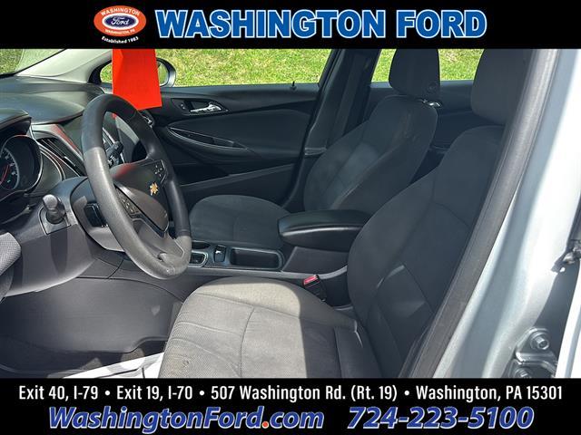 2018 Chevrolet Cruze - $9,900