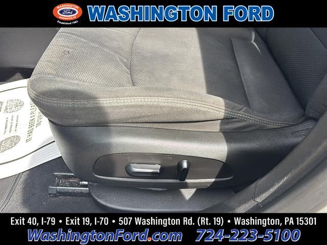 2018 Chevrolet Cruze - $9,900