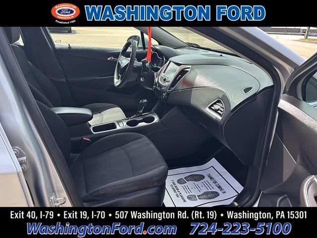 2018 Chevrolet Cruze - $9,900