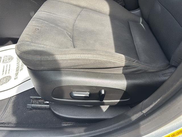 2018 Chevrolet Cruze - $9,900