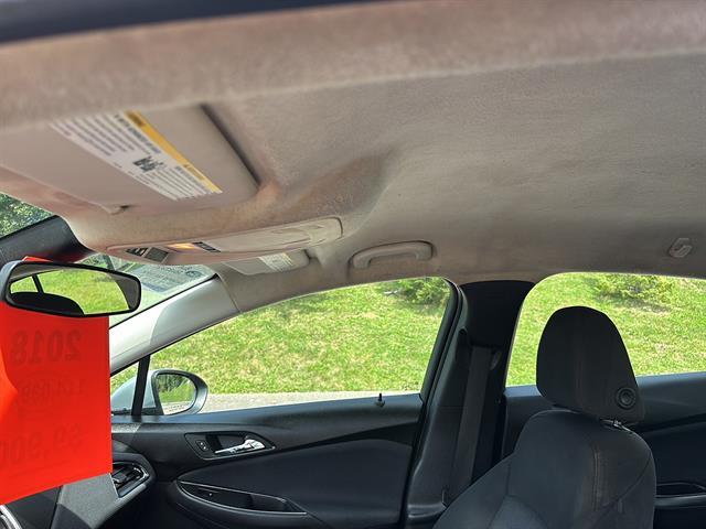 2018 Chevrolet Cruze - $9,900