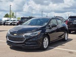 2017 Cruze Thumbnail 1