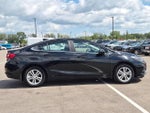 2017 Cruze Thumbnail 6