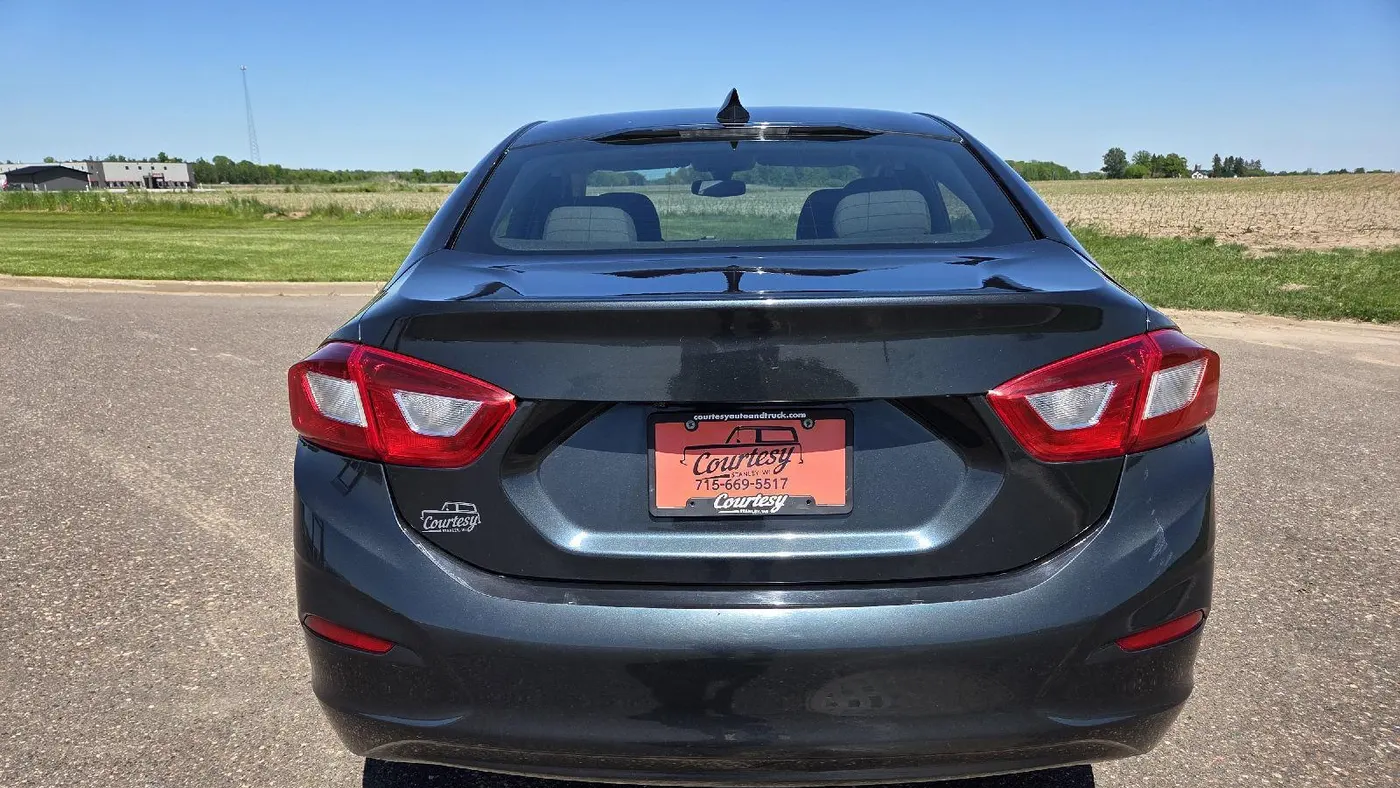2017 Chevrolet Cruze LT Auto