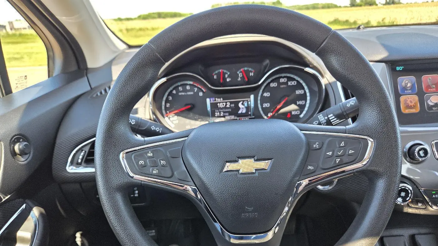 2017 Chevrolet Cruze LT Auto